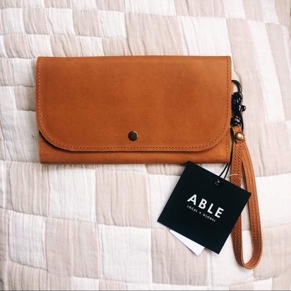 Able Handbags - Mare Phone Wallet: Cognac